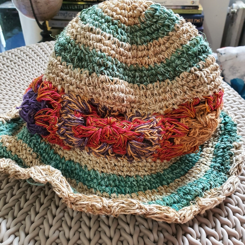 Boho Rafia hat - Picture 3 of 5
